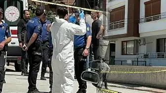 Parkta Elleri Kanlı Bulunan Şüpheli: Anne ve Babasını Öldürdüğünü İtiraf Etti