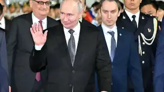 Rusya Devlet Başkanı Putin, Çin Devlet Başkanı Xi Jinping ile Görüşmek Üzere Pekin'e Gitti