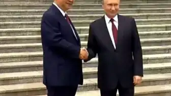 Rusya Devlet Başkanı Putin ve Çin Devlet Başkanı Şi Cinping Kritik Bir Zirvede Bir Araya Geldi