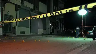 Sakarya'da Eşini Öldürdükten Sonra İntihar Etti