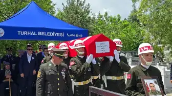 Şehit Piyade Er Uğur Sağdıç'ın Cenazesi 14 Yıl Sonra İstanbul'a Nakledildi