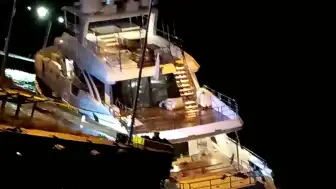 Sinop'ta Lüks Yat Yan Yattı: 6 Mürettebat Kurtarıldı
