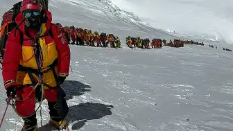 Tyler Andrews, Ek Oksijenle Everest'te Hız Rekoru Kırdı