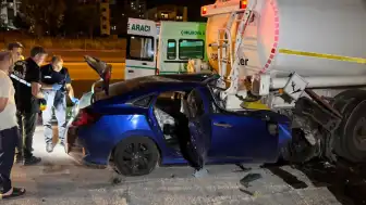 Adana'da Emniyet Şeridinde Trafik Kazası: 1 Ölü, 2 Yaralı
