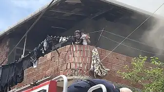 Darıca'da Boş Binada Çıkan Yangında Anne ve Kızı Dumandan Etkilendi