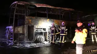 Denizli'de Otobüs Kazası: 8 Kişi Hayatını Kaybetti, Yürek Burkan Hikayeler Ortaya Çıktı