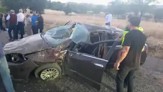 Diyarbakır'da Trafik Kazası: Takla Atan Araçtaki Anne ve Oğlu Yaşamını Yitirdi