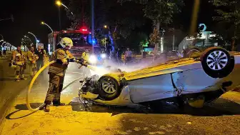 Edirne'de Alkollü Sürücü Refüje Çarptı: 2 Yaralı