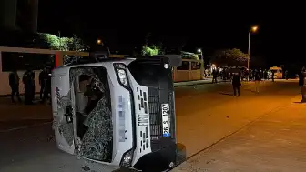 Eskişehir'de Servis Minibüsü Devrildi: 7 Yaralı