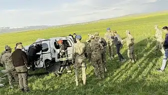 Hınıs-Muş kara yolunda trafik kazası: 1'i bebek 3 kişi hayatını kaybetti, 4 yaralı