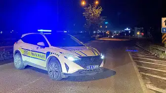 Kimyasal Sızıntı Nedeniyle 6 Polis Hastaneye Kaldırıldı, Bölgede Girişler Durduruldu
