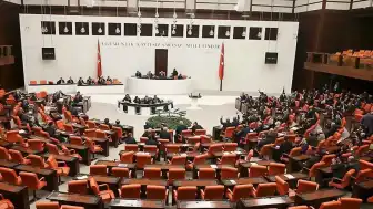 Meclis'te Kabul Edilen Torba Yasa Teklifi Yasalaştı: Emniyet, Basın ve Taksiciler İçin Yeni Düzenlemeler