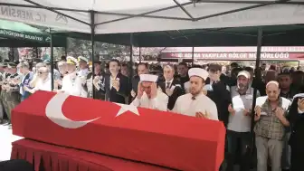 Mut'ta Şehit Başçavuş İçin Cenaze Töreni Düzenlendi