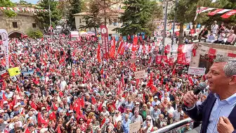 Özgür Özel'den Seçim Turu: Nevşehir'de Coşkulu Karşılama ve Siyasi Mesajlar