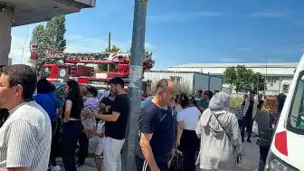 Tekirdağ'ın Çerkezköy İlçesinde Apartman Dairesinde Yangın Çıktı