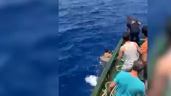 Türk Balıkçılar Malta Açıklarında 48 Göçmeni Kurtardı