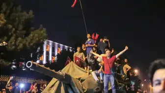 15 Temmuz 2016 Gecesi: Türkiye'nin Direniş ve Zafer Anları