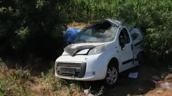 Aksaray'da Trafik Kazası: Düğünden Dönen Aileden 3 Kişi Hayatını Kaybetti