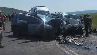 Ardahan'da Zincirleme Trafik Kazası: 3 Ölü, 4 Yaralı