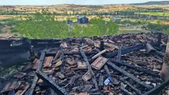 Balıkesir Kepsut'ta Arazi Yangını Sağlık Ocağına Sıçradı