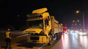 Bursa İnegöl'de Freni Patlayan Kamyon İçin Polis Güvenlik Koridoru Oluşturdu