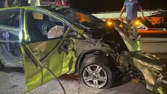 Çanakkale Ezine'de Trafik Kazası: Otomobil Sürücüsü Yaşamını Yitirdi