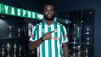 Konyaspor, Savunma Hattını Güçlendirmek Amacıyla Chidozie Awaziem'i Kadrosuna Kattı