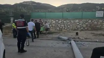 Mudanya'da Trafik Kazası Sonrası Yardım Ederken Elektrik Akımına Kapılan Genç Hayatını Kaybetti