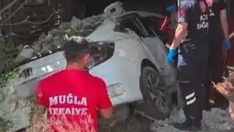 Muğla'da Trafik Kazası: Nişanlı Çiftin Kahvaltı Yolculuğu Facia ile Sonuçlandı