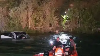 Tunceli'de Otomobilin Munzur Nehri'ne Yuvarlanması Sonucu 1 Kişi Hayatını Kaybetti