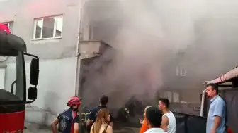 Zonguldak Ereğli'de Boş Binanın Bodrum Katında Yangın Çıktı