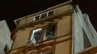 Beyoğlu'nda Havai Fişek Faciası: Dairede Yangın Çıktı