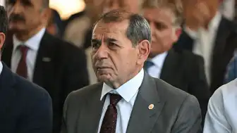 Dursun Özbek: "Galatasaray'ın geleceğini iki alkış için tehlikeye atmayacağım"