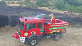 Kütahya'da Traktör Kaynaklı Yangında Tarım Arazisi Zarar Gördü