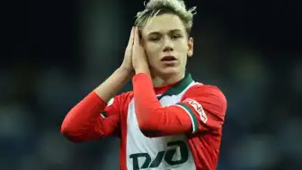 Rus Futbol Efsanesi Mostovoy'dan Batrakov'a Galatasaray Çağrısı