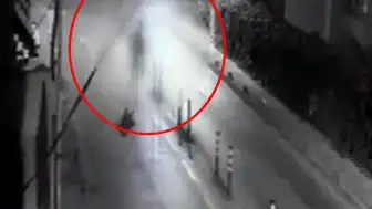 İstanbul'da Çıplak Dolaşan Kişi Gözaltına Alındı
