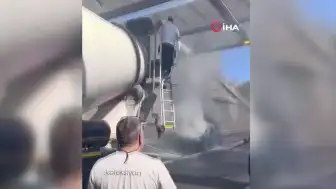 Sarıyer'de Seyir Halindeki Otomobil Alev Aldı, Beton Mikseri Müdahale Etti