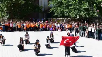 Van Çatak'ta İlköğretim Haftası Kutlandı