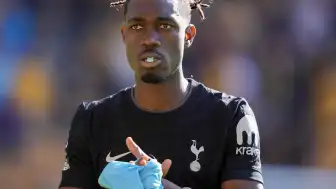 Yves Bissouma, Tottenham'dan Ayrıldıktan Sonra Ajax'a Transfer Oldu