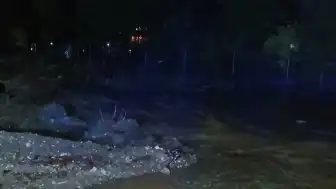 Bursa'nın İnegöl ilçesinde sağanak sele neden oldu: Köprü çöktü, mahsur kalan sürücüler kurtarıldı