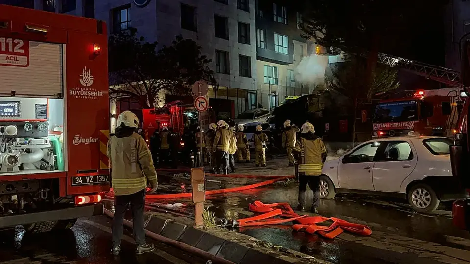 Şişli'de İş Yerinde Çıkan Yangın Söndürüldü