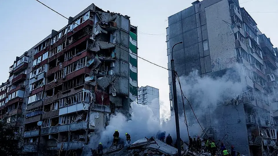 Ukrayna'da Yoğun Saldırı: 41 Füze ve 652 SİHA Etkisiz Hale Getirildi