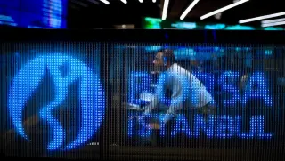 Borsa İstanbul Haftaya Düşüşle Başladı: BIST 100 Rekor Sonrası Geri Çekildi