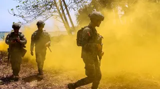 Çin, Güney Çin Denizi'nde Tatbikat Sırasında Devriye Gezdi