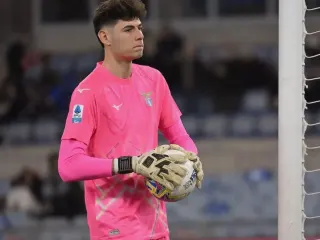 Edoardo Motta penaltılarda tarihe geçti: Lazio finale yükseldi