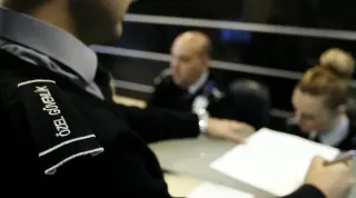 Özel Güvenlik Sınav Tarihleri Açıklandı: 120. Temel Eğitim ve 96. Yenileme Sınavı Ne Zaman?