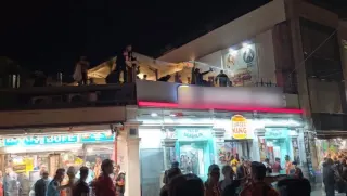 Galatasaraylı Taraftarların Şampiyonluk Kutlamasında Kavga: 1 Yaralı