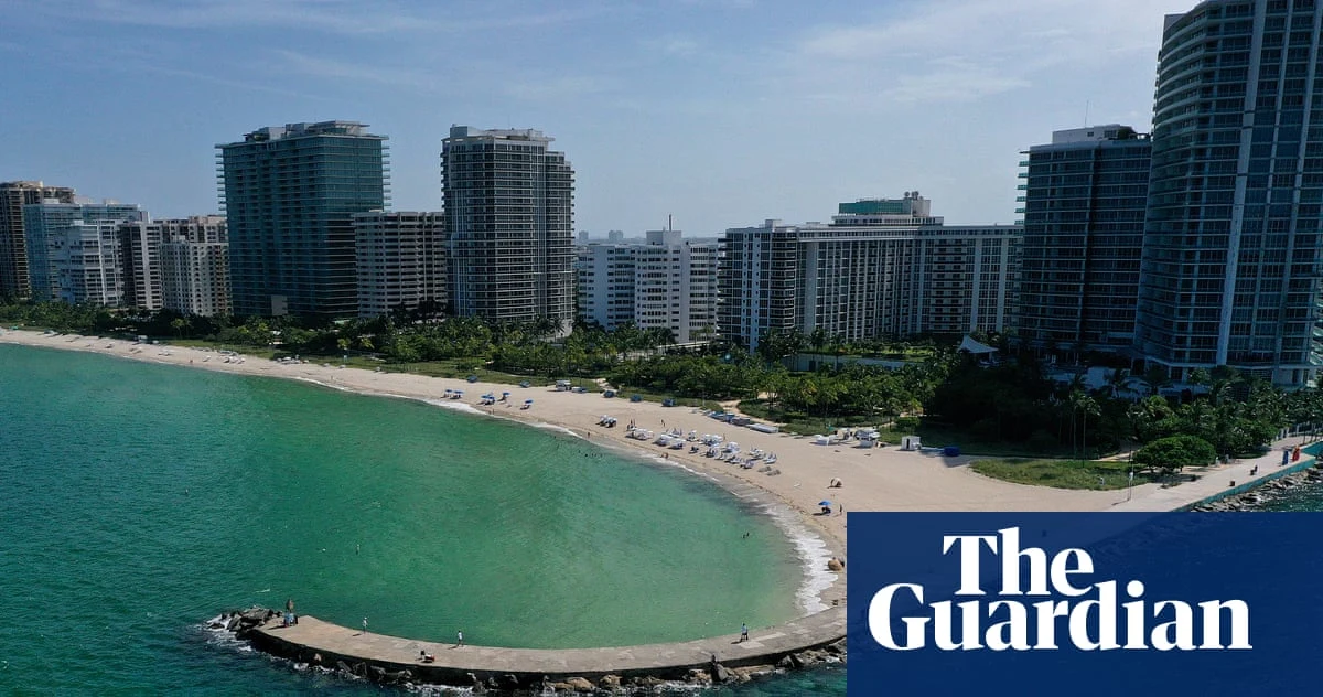 Miami'de Tekne Patlaması: 11 Kişi Hastaneye Kaldırıldı
