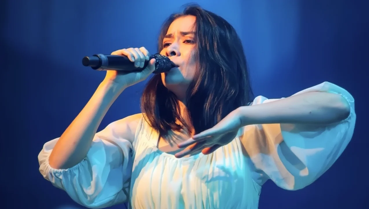 Şarkıcı Mitski'den İstanbul'da Konser: 'Keşke Türkçe şarkı söyleyebilseydim!'
