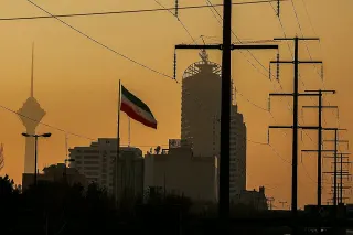 İran'da Enerji Krizi Alarmı: Tarihin En Büyük Kesintisi Uyarısı